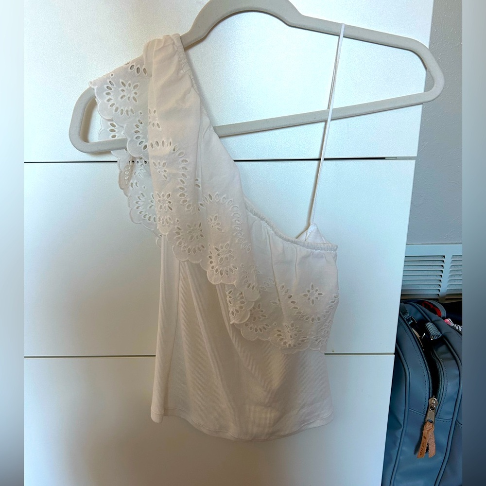 White one shoulder lace top!